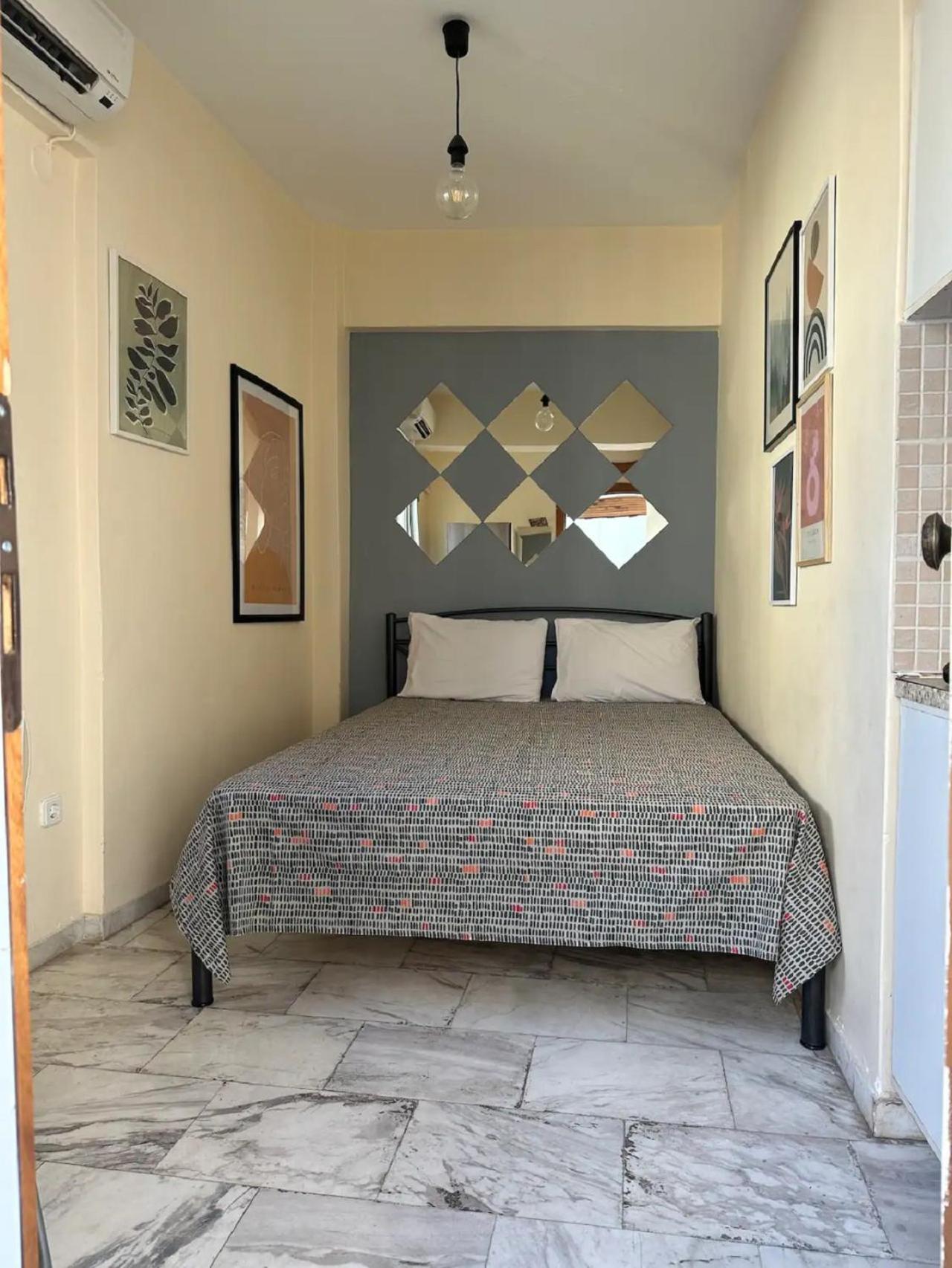 Tiny Loft Studio In The Heart Of Thessaloniki,17 Square Meters,On The Terrace Of The Building Ngoại thất bức ảnh